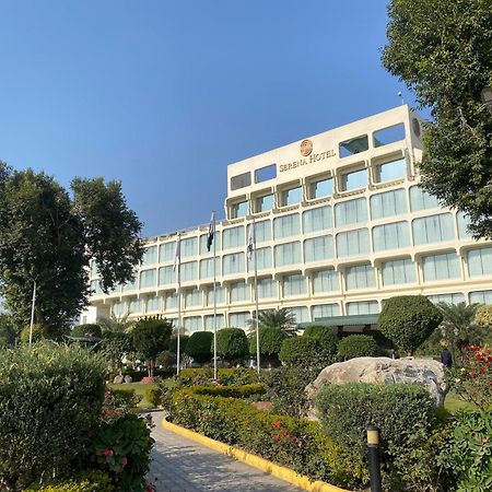 Peshawar Serena Hotel Exterior photo